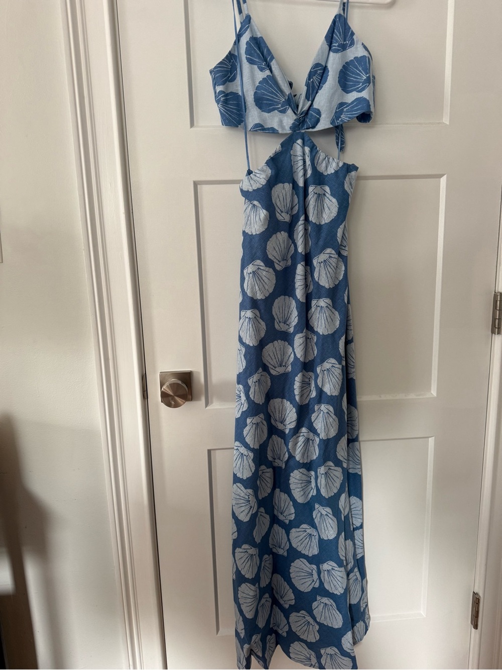 Abercrombie & Fitch Light Blue Shell Print Dress - Picture 9 of 9